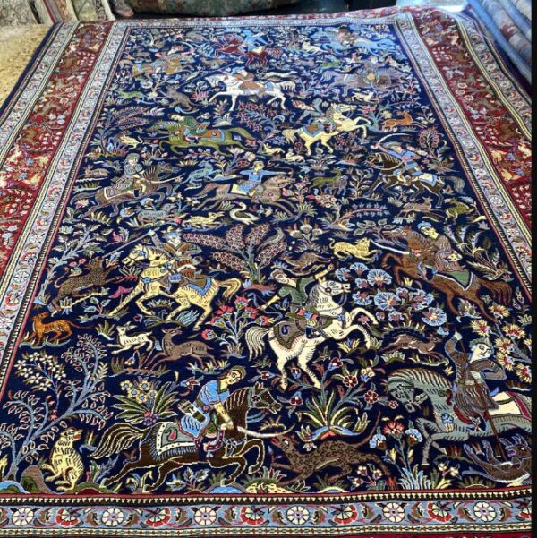 6' 10" x 10' 03" Wool Vintage Rug- 293 - Image 2