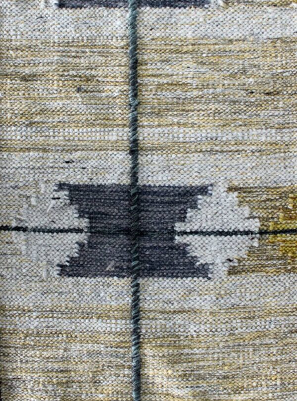 2' 00" x 3' 00" Wool- India - Image 2