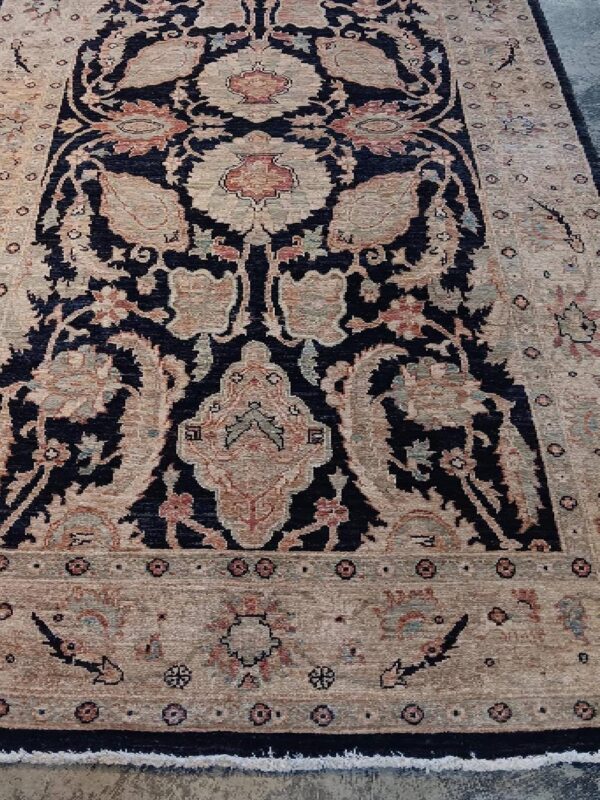 5' 01" x 9' 04" Wool Sultanabad Rug- 268 - Image 2