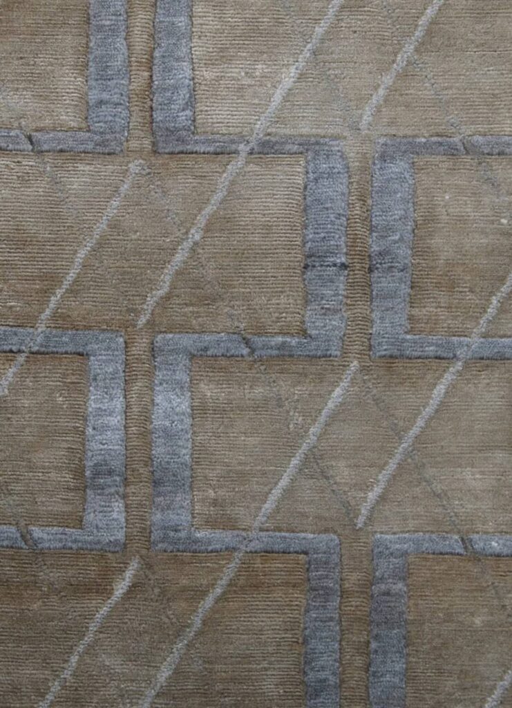 2' 01" x 3' 00" Wool And Viscose - India