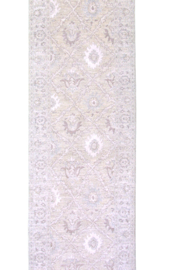 2' 06" x 9' 11" Wool & Silk- Pakistan - Image 2