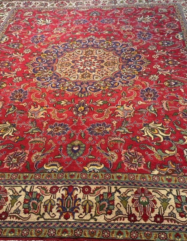 9' 10" x 13' 00" Wool- Iran - Image 2