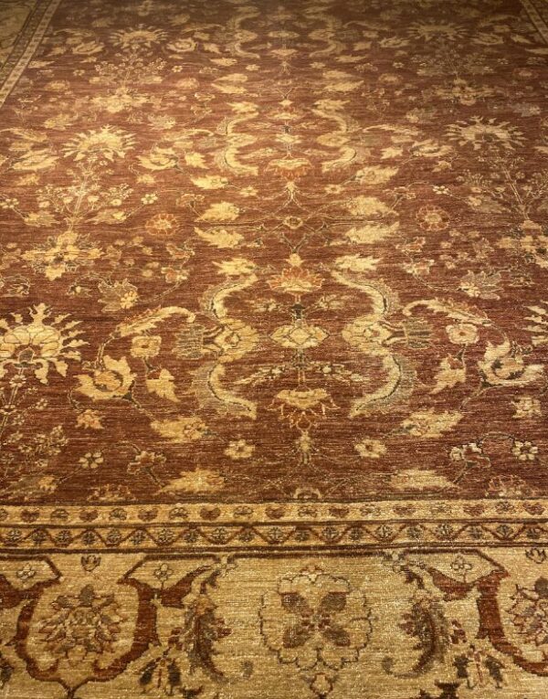 9' 07" x 13' 04" Wool- Pakistan - Image 2