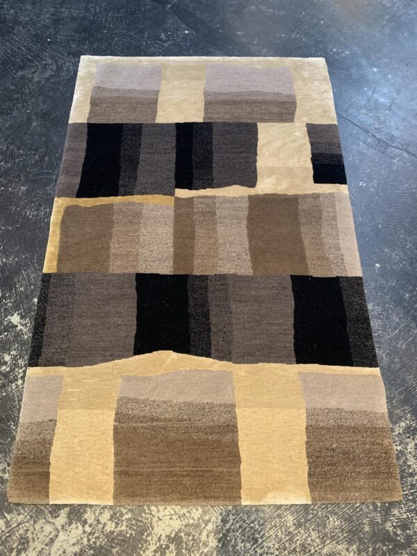 3' 00" x 5' 00" Wool & Silk- Nepal
