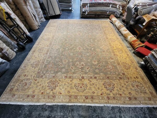 11' 08" x 13' 09" Wool- Pakistan
