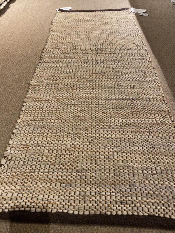 2' 00" x 5' 00" VT39 Design - Indian Rug