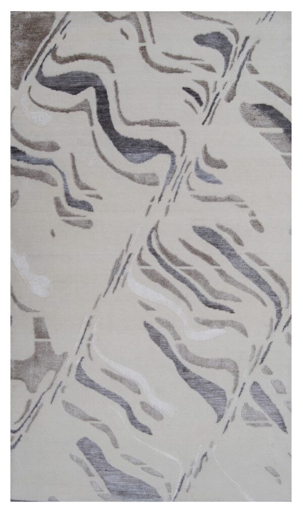 3' 00" x 4' 11" Wool And Viscose- India