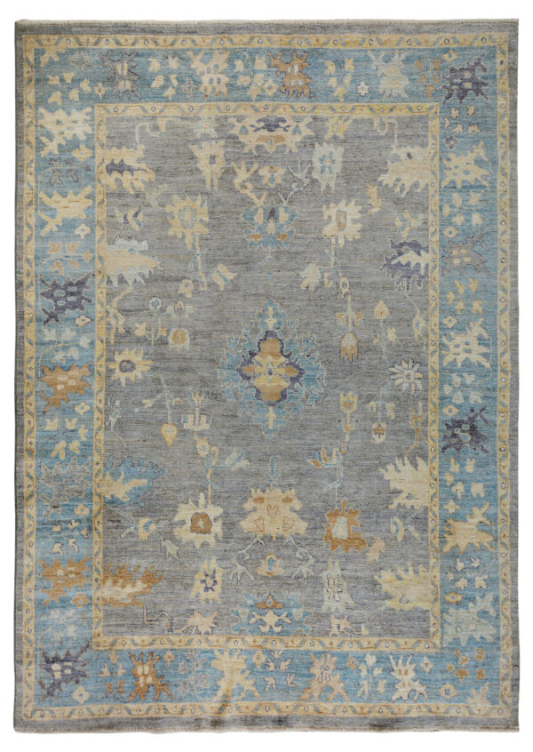 8' 06" x 9' 09" Wool- Pakistan