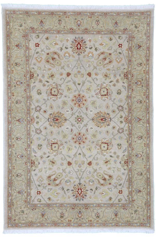 4' 01" x 6' 00" Wool- Pakistan