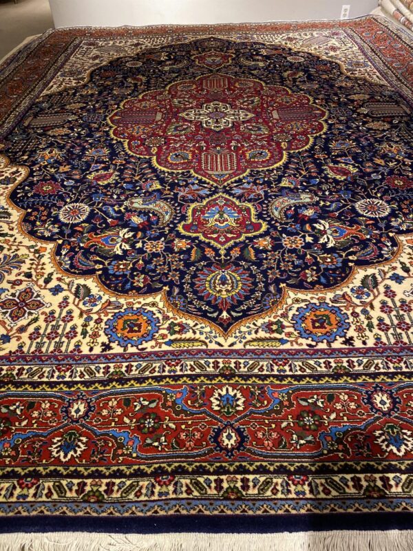 8' 03" x 11' 00" Wool- Iran