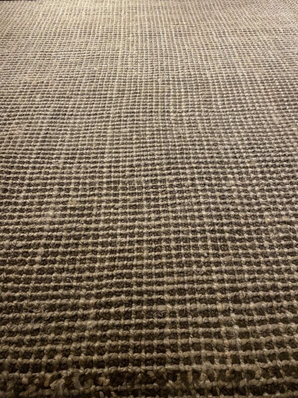 8' 00" x 10' 09" Wool- India