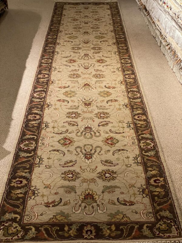 2' 08" x 12' 02" Wool- India
