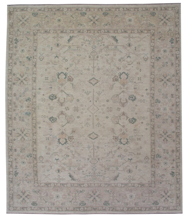 9' 04" x 11' 02" Wool- Pakistan