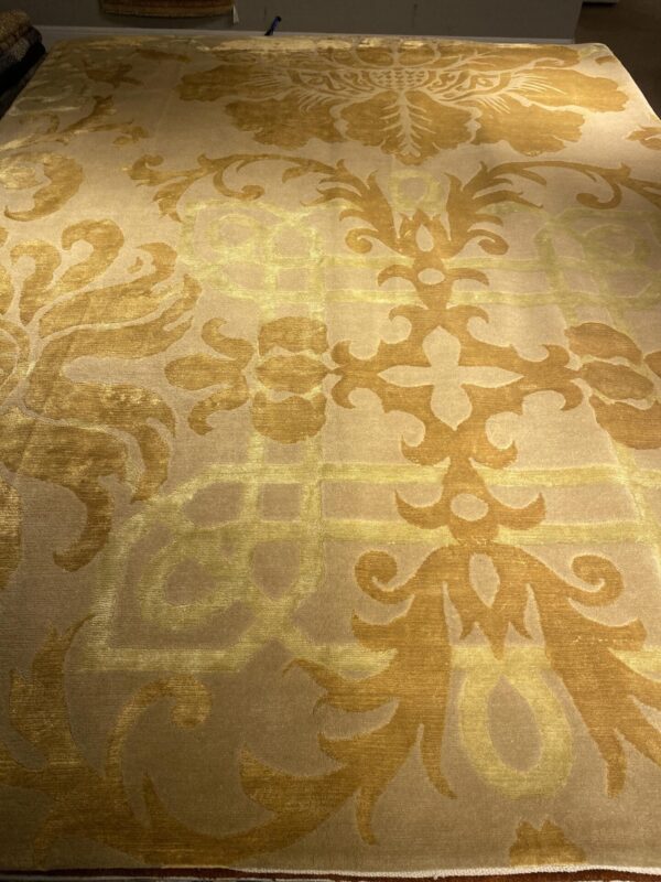9' 00" x 12' 00" Wool- Nepal