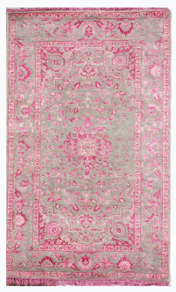 2' 11" x 4' 11" Wool & Silk- India