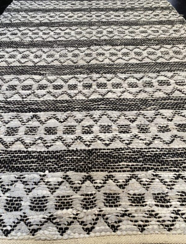 4' 00" x 6' 00" Indian Rug and Hemp And Leather Material - Image 2