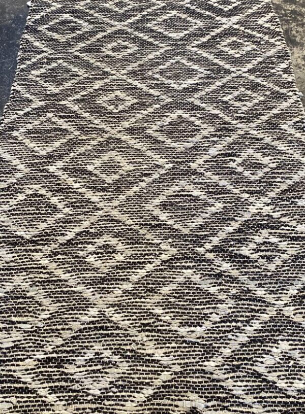 3' 00" x 5' 00" India- Hemp And Leather - Image 2