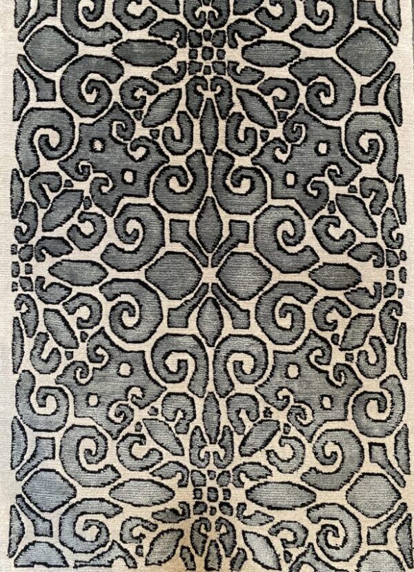 2' 00" x 3' 00" - Wool & Silk - Image 2