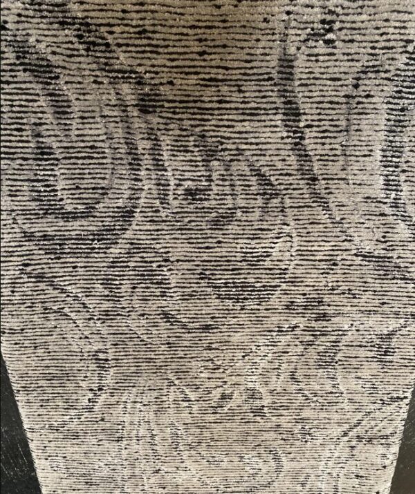 2' 00" x 3' 00" Wool, Nepal- 3989 - Image 2