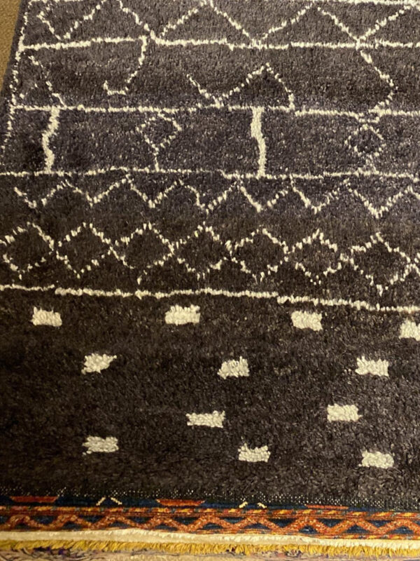4' 02" x 6' 00" Berber Design - India - Image 2
