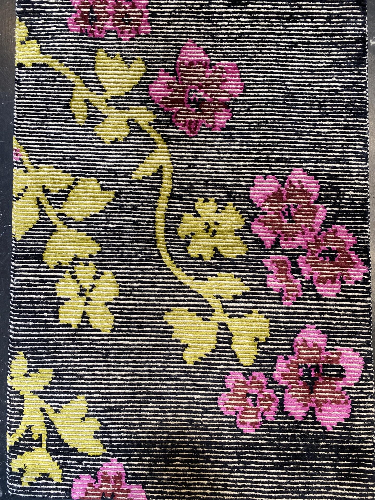 2' 00" x 3' 00" Wool, Nepal- 3983