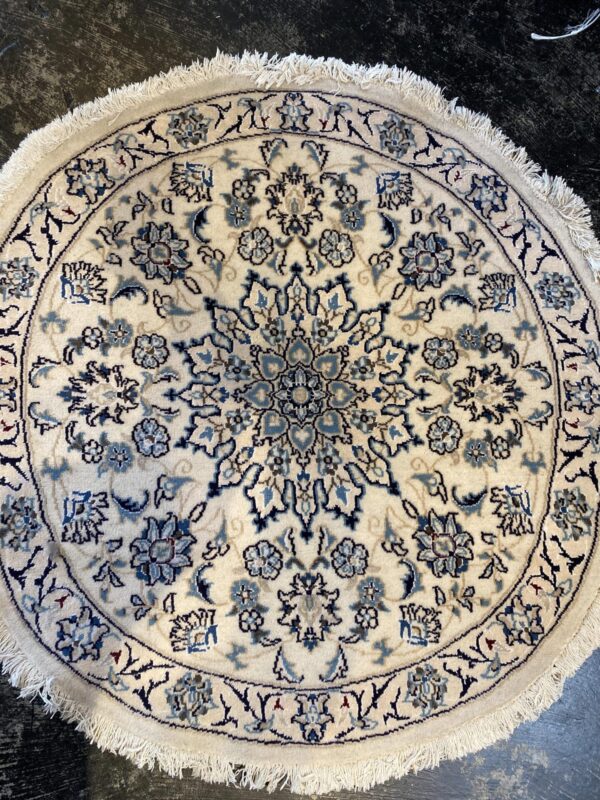3' 00" x 3' 05" Wool- Iran