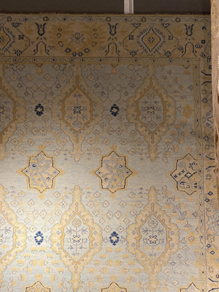 8' 03" x 10' 02" Caspian Design - India