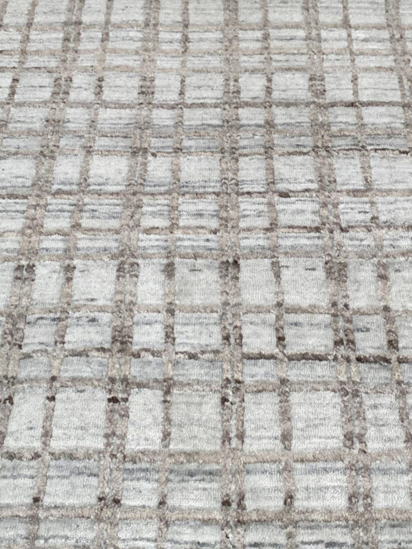 4' 00" x 6' 02" Modern Design - India - Image 2