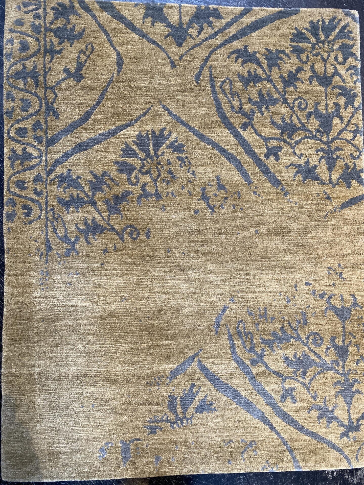 2' 00" x 3' 00" Tibetan Design & Tibetan Weave 100 Collection