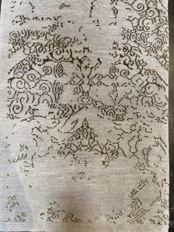 2' 00" x 3' 00" Nepal, Tibetan Weave 100- Wool