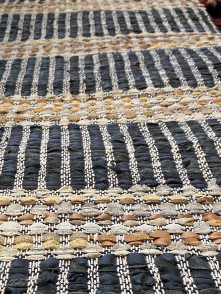 2' 00" x 5' 00" VT24 Design - India