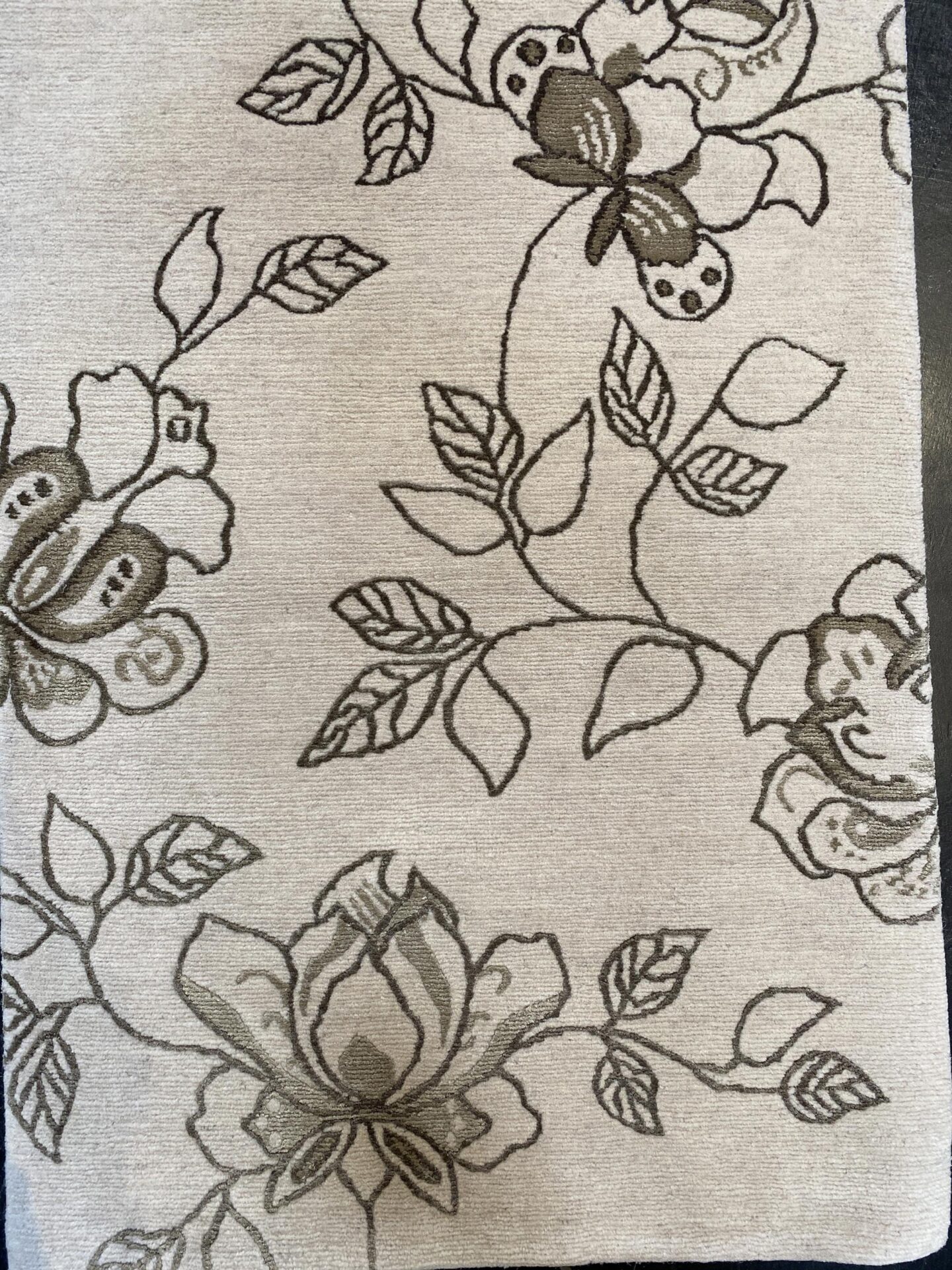 2' 00" x 3' 00" Nepal, Wool- 3984