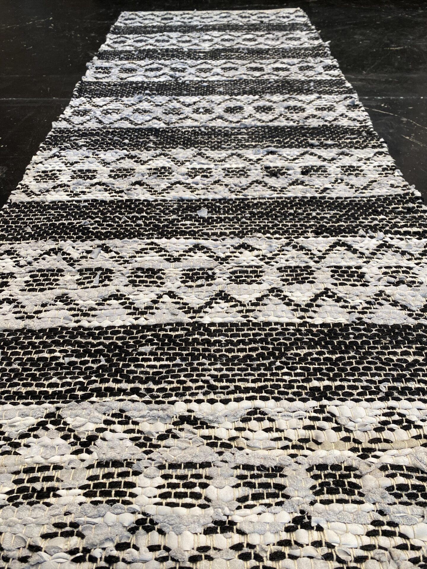 2' 00" x 5' 00" Hemp And Leather- India