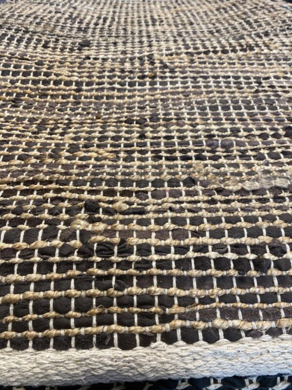 2' 00" x 5' 00" India- Hemp And Leather