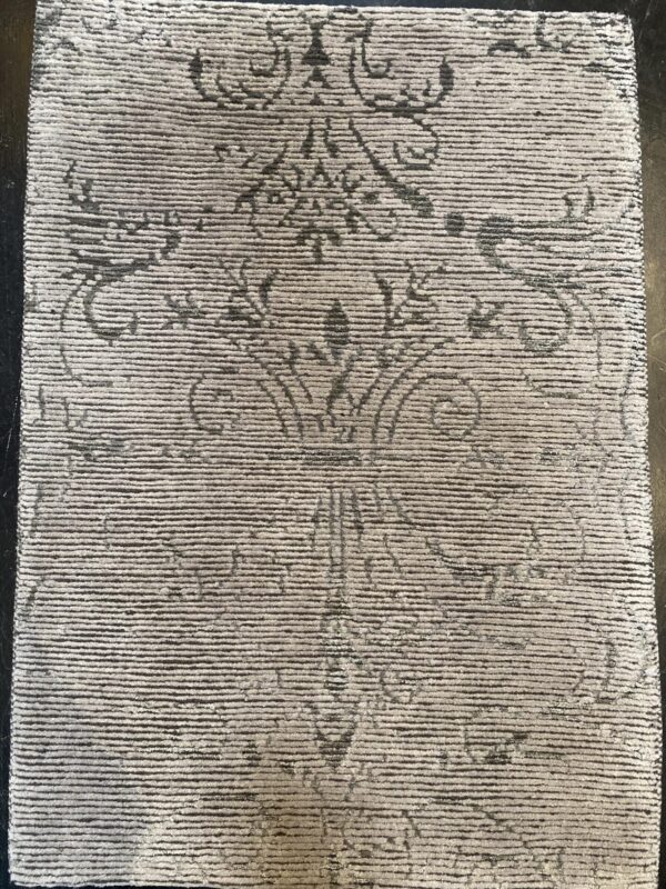 2' 00" x 3' 00" Wool, Nepal- 3972