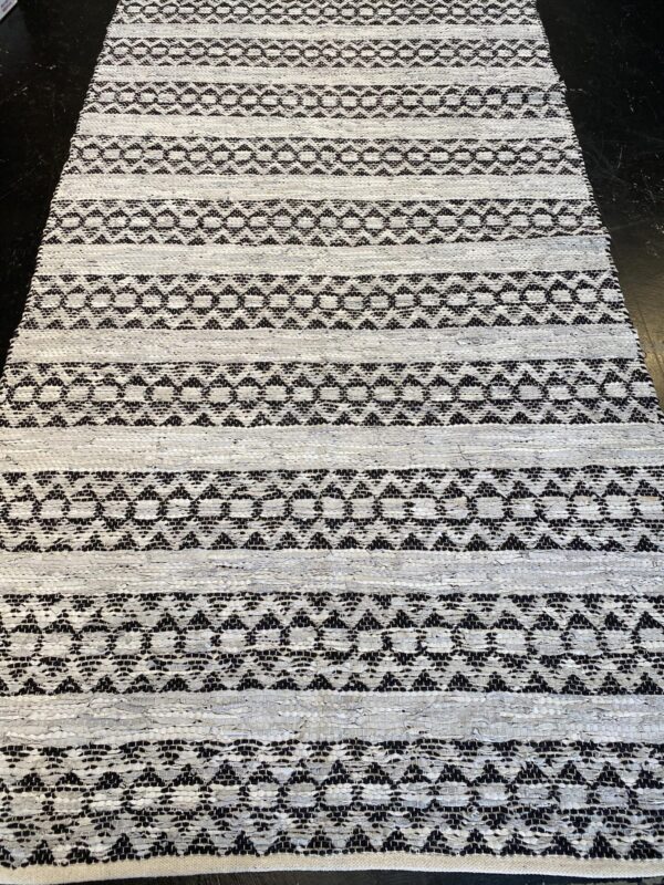 5' 00" x 8' 00" Hemp And Leather- India