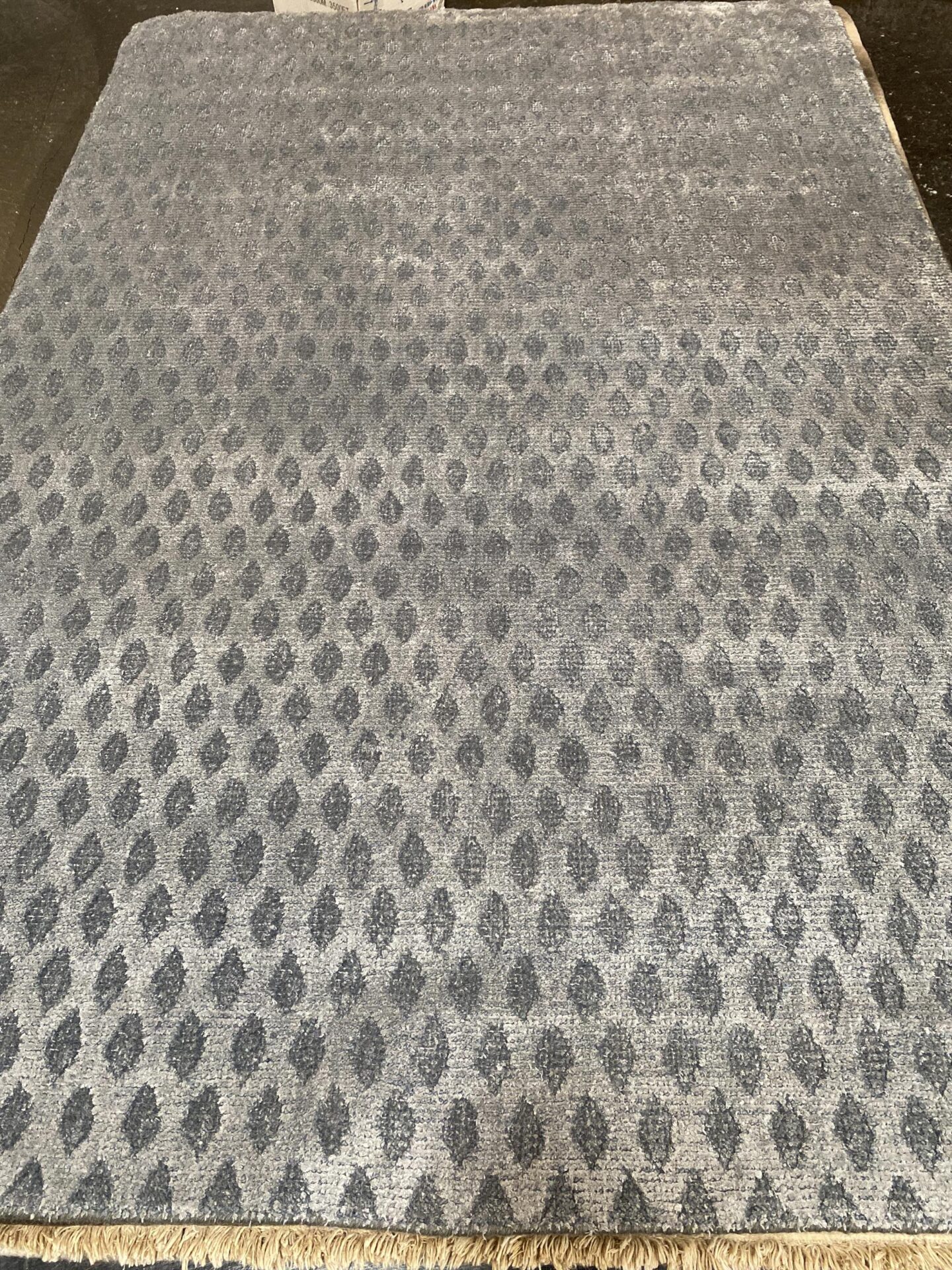 4' 00" x 6' 00" Wool And Viscose Material - India