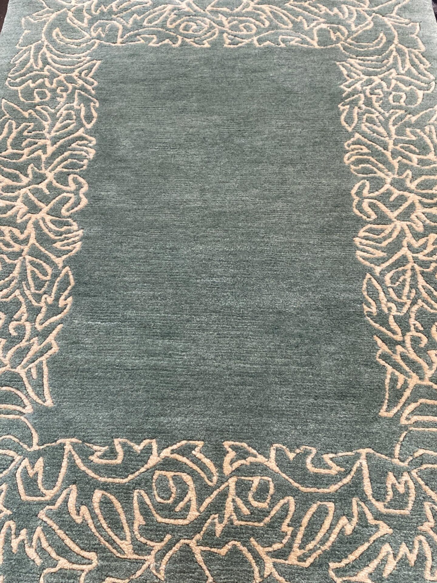 2' 00" x 3' 00" Wool & Silk- Nepal