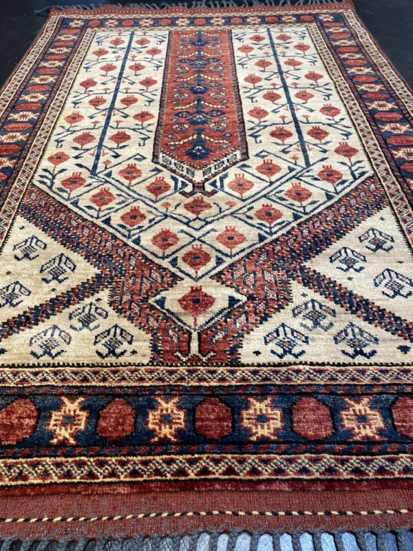3' 04" x 4' 10" Wool- Afghanistan