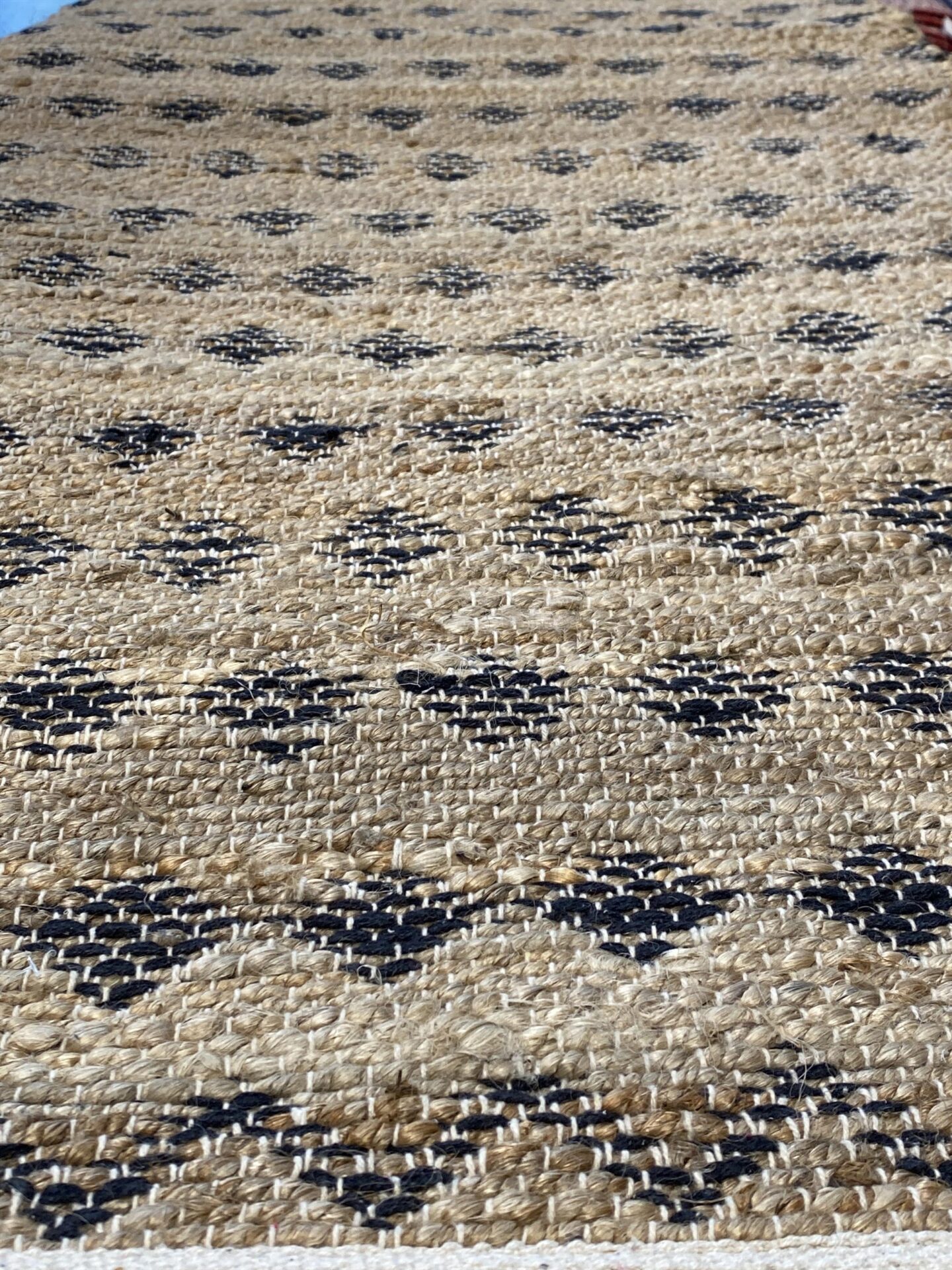 2' 00" x 5' 00" VT30 Design - Hemp And Leather
