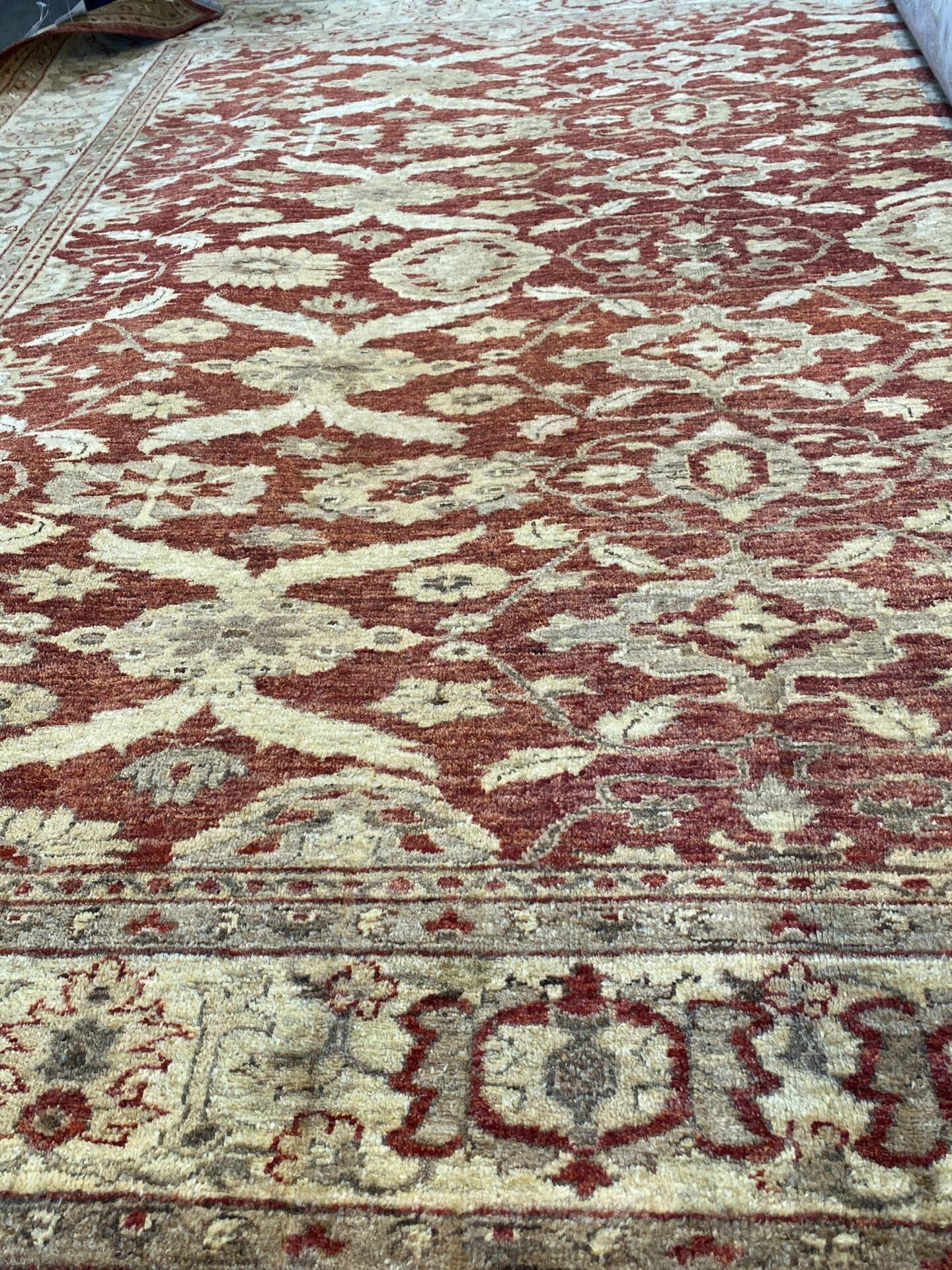 8' 01" x 8' 05" Pakistan- Wool