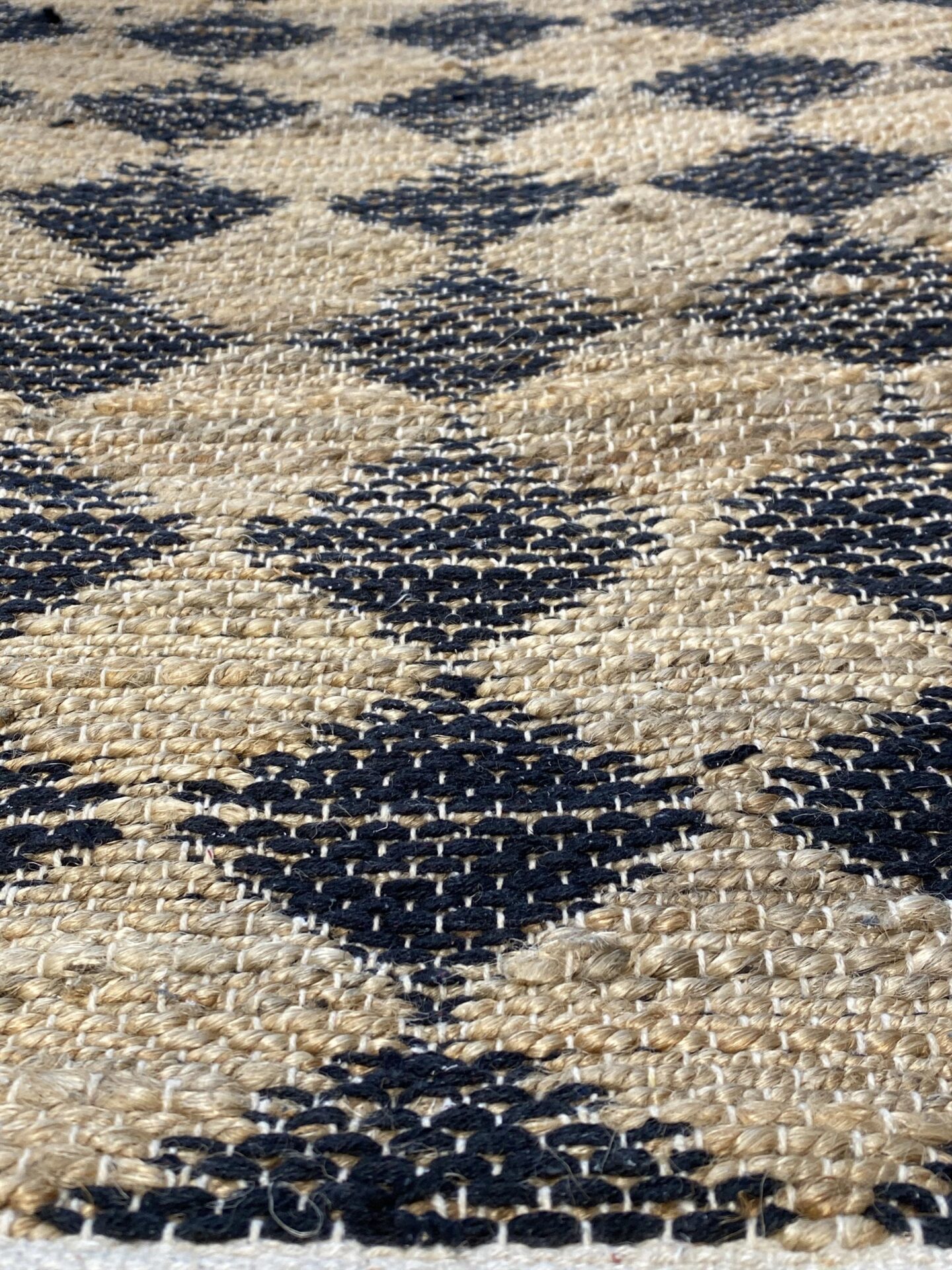 2' 00" x 5' 00" India- Hemp And Leather
