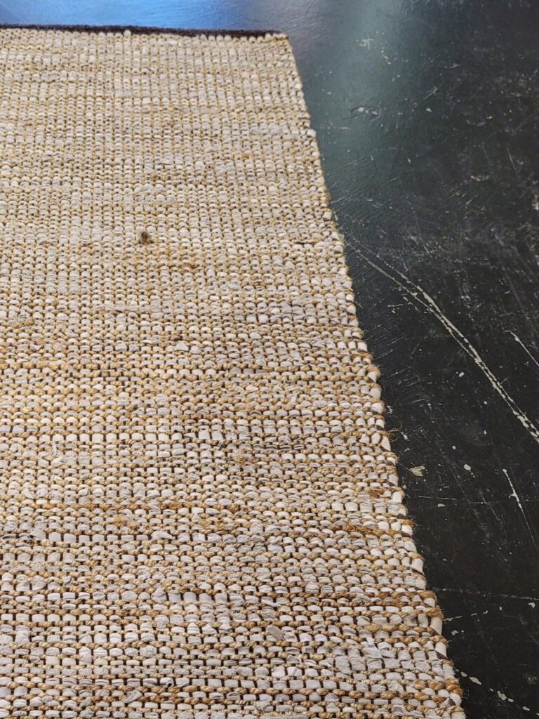 2' 00" x 5' 00" VT29 Design - India