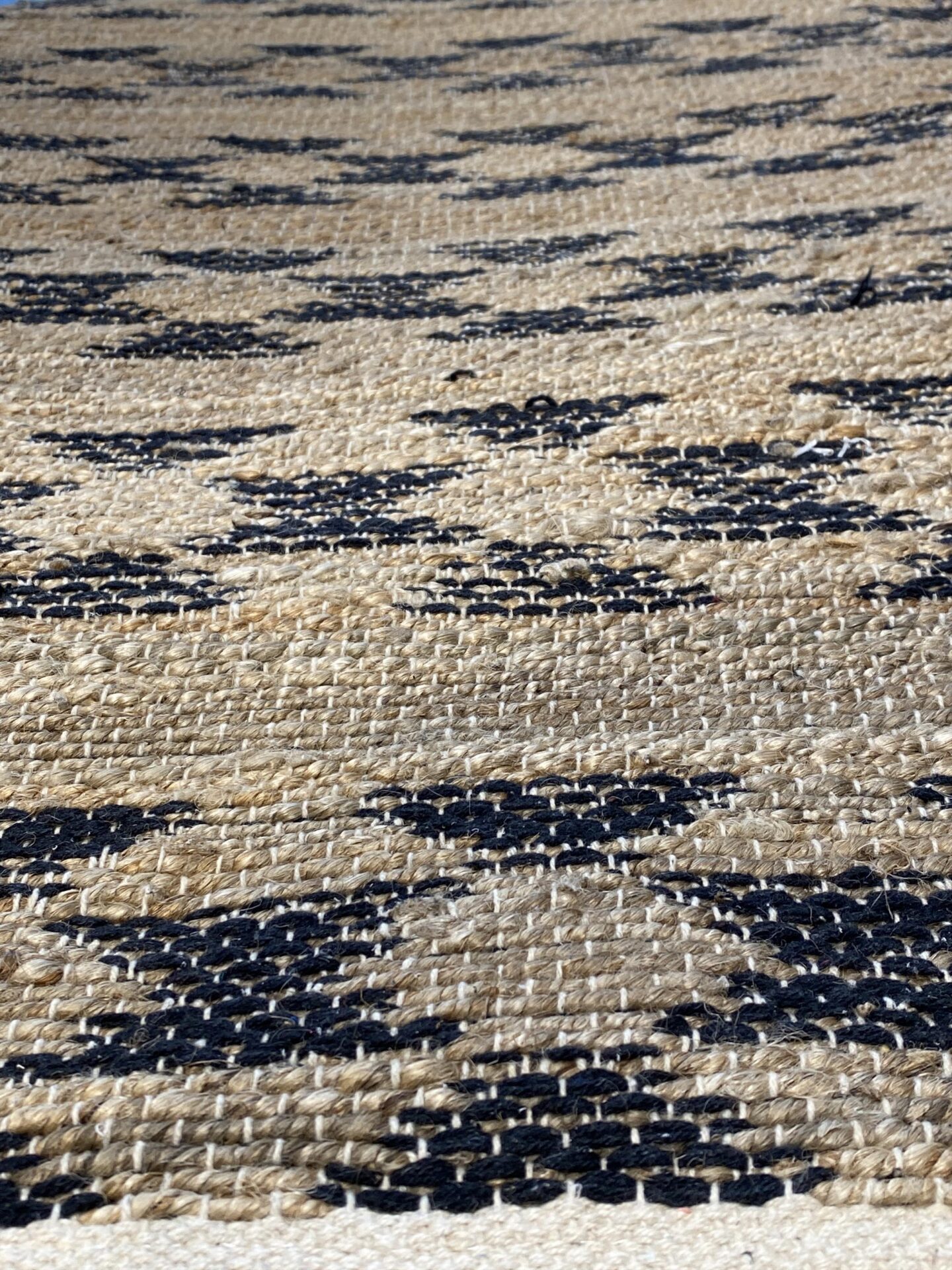 2' 00" x 5' 00" VT9 Design - India