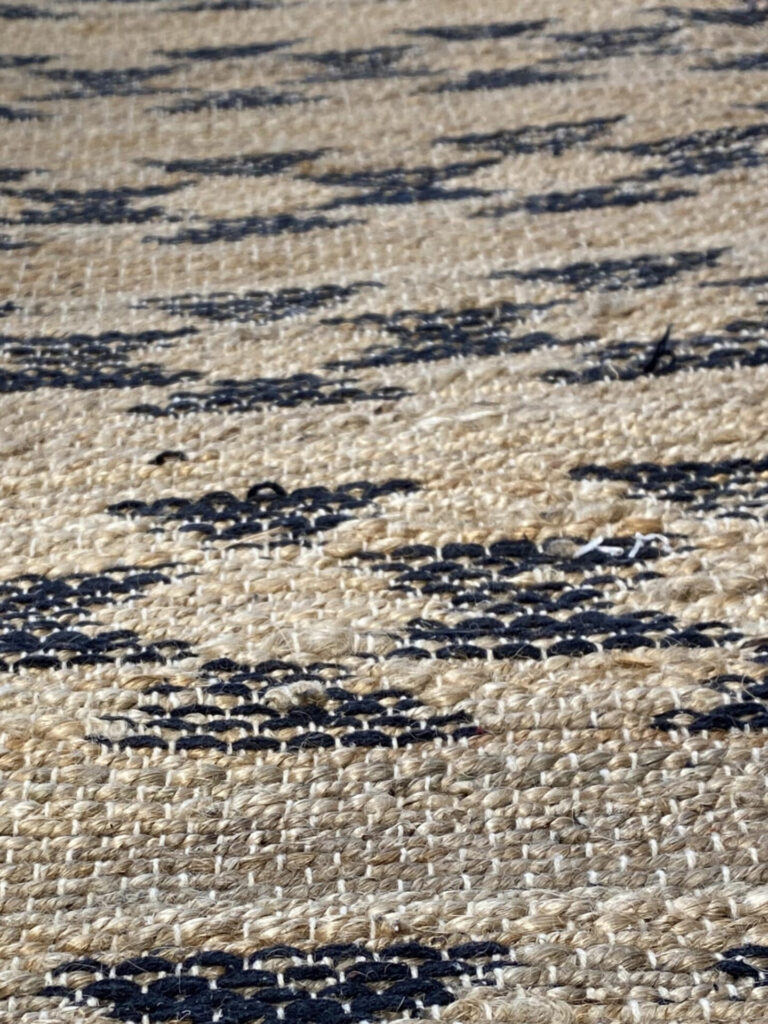 2' 00" x 5' 00" VT9 Design - India