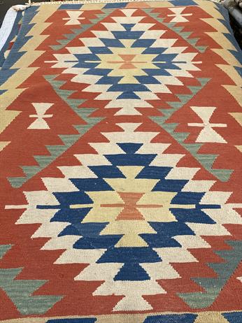 3' 09" x 5' 08" Killim Design - Turkey