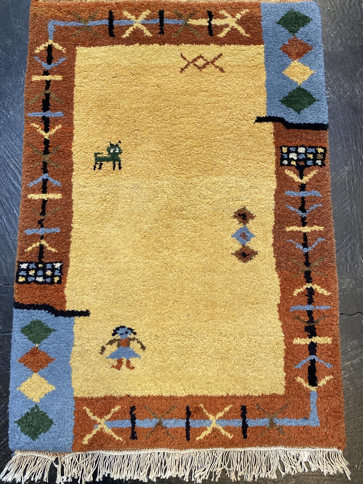 2' 00" x 3' 00" Wool- India