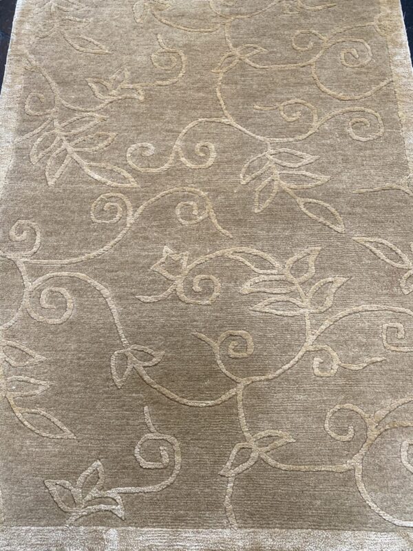 2' 00" x 3' 00" Wool & Silk- Nepal