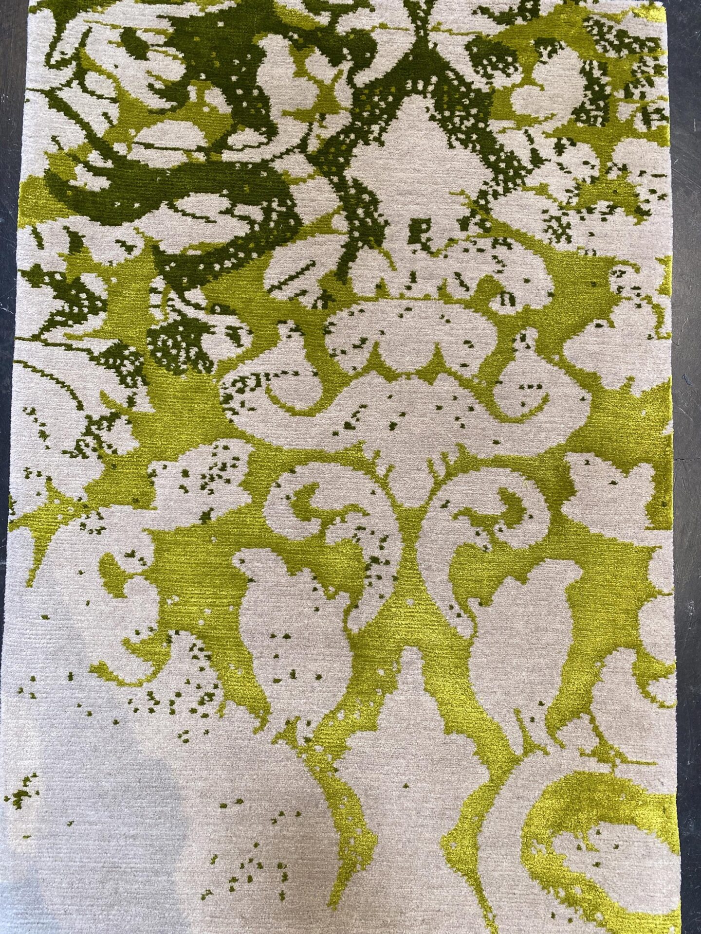 2' 00" x 3' 00" Nepal, Wool- 3982