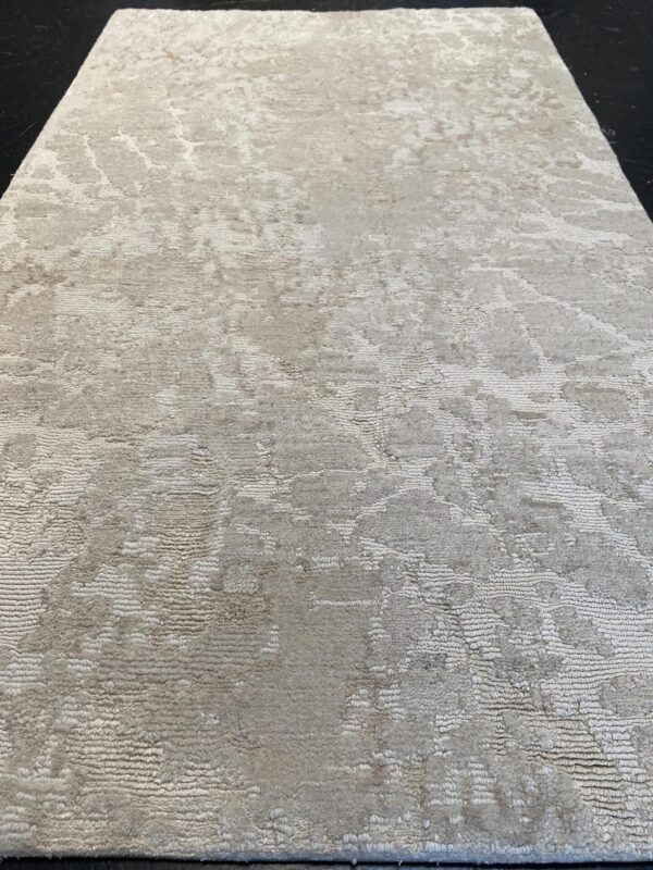 3' 00" x 5' 00" Wool & Silk- Nepal